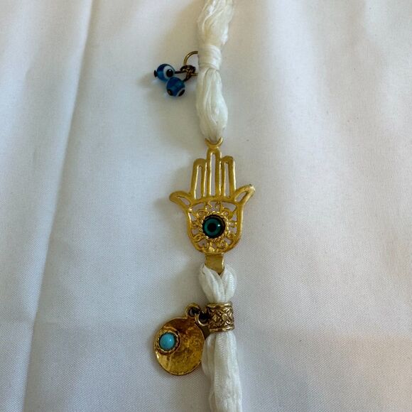 Hamsa Hand & Evil Eye Charm Bracelet - Picture 1 of 5